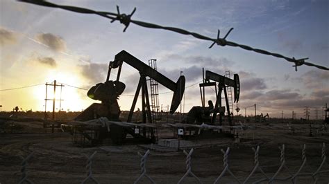 Falling Oil Prices Make Fracking Less Lucrative | KUOW News and Information