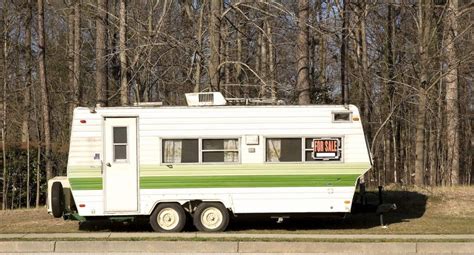 5 Things You Must Know Before You Buy a Used RV