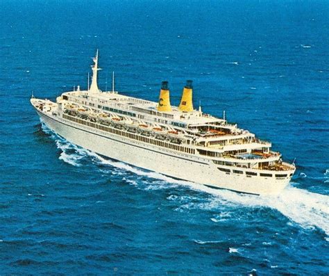 The Last Ocean Liners - Classic Passenger Ships of the 1950s and 1960s