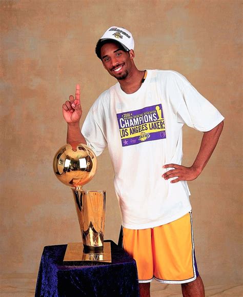 Kobe Bryant 2000 NBA Champion | 2000 nba finals, Kobe bryant, Nba finals