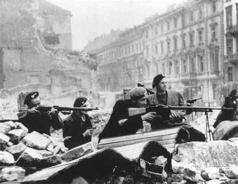 WWII --- Polish resistance fighters of the Warsaw Uprising (Poland ...