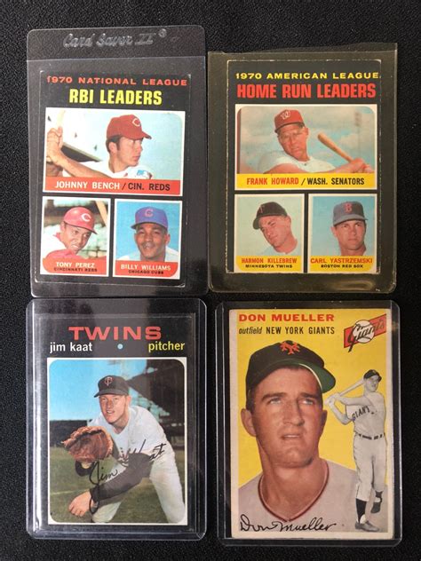 VINTAGE BASEBALL TRADING CARDS LOT