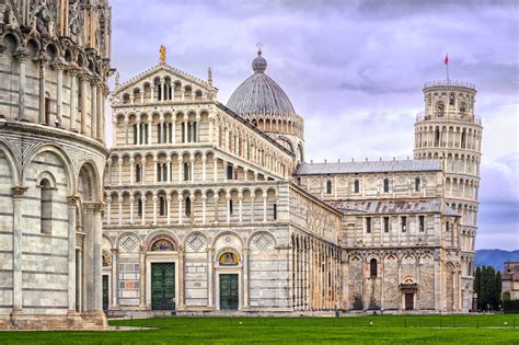 La torre di Pisa pende davvero? Scopriamolo nell'anniversario della sua ...