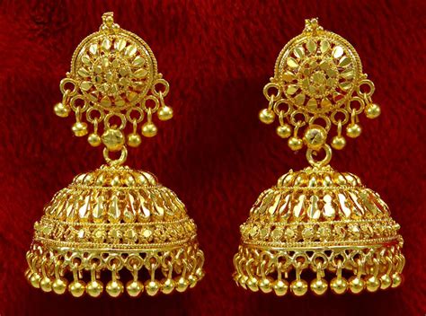 5 Latest Designs of Gold Earrings - Indian Jewellery Designs