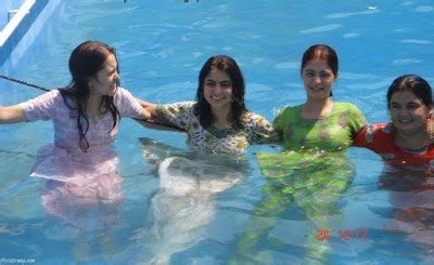 Indian Girls In Swimming pool - Chuttiyappa