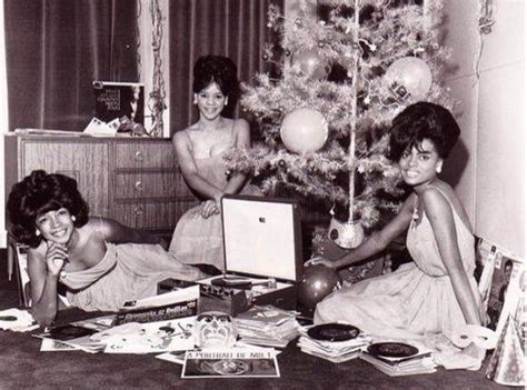 6 Motown Holiday Playlist Tunes For A Soulful Christmas Holiday ...