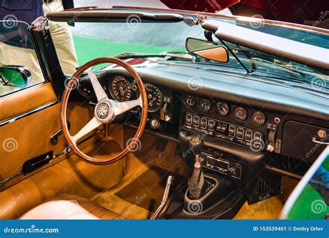 FRIEDRICHSHAFEN - MAY 2019: Interior of JAGUAR E-TYPE V12 1974 Cabrio ...