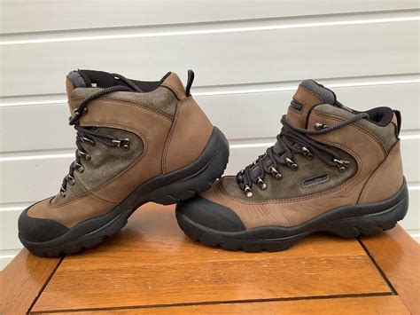 5 Best Hiking Boots for Wide Feet (2024 Buying Guide)