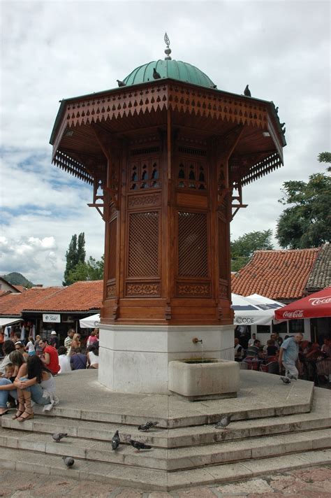 Sarajevo Bascarsija Sebilj - Spring water at Sarajevo - Bosnia & Herzegovina