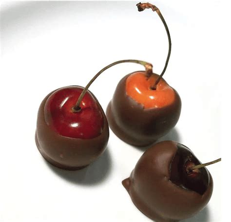 5 Chocolate-Covered Cherry Recipes That'll Make You Feel Fancy