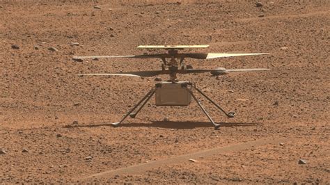 In a special moment, NASA rover on Mars snaps Ingenuity Mars Helicopter ...