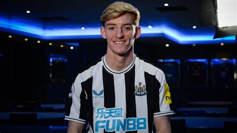 INTERVIEW | Anthony Gordon Joins Newcastle United - Win Big Sports