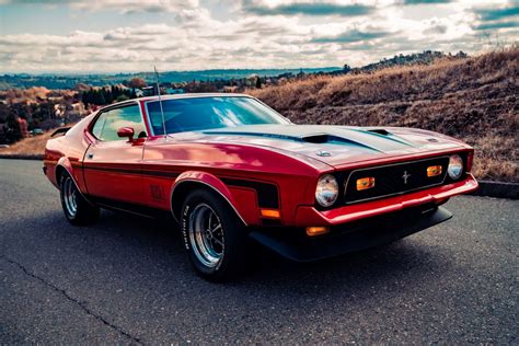 The 10 Most Iconic American Muscle Cars According to U.S. News