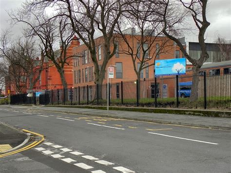 William Hulme's Grammar School © David Dixon cc-by-sa/2.0 :: Geograph Britain and Ireland