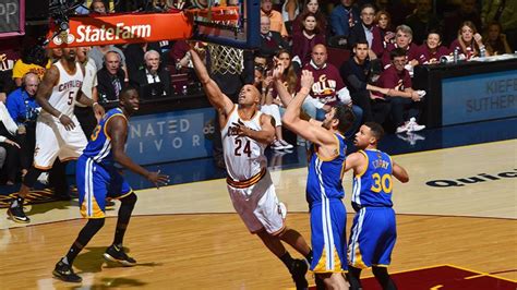 Warriors vs Cavs highlights: NBA Finals Game 3 video - Sports Illustrated