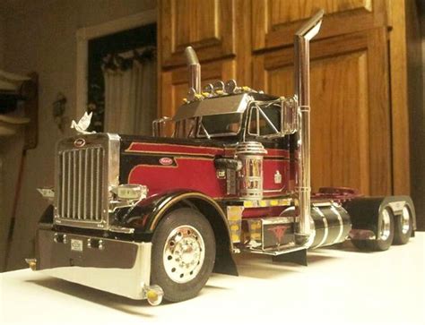 Pin by Tim on RC | Peterbilt trucks, Big rig trucks, Toy trucks