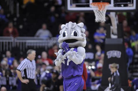 College Basketball Player Reportedly Away From Team Before Conference Tournament - The Spun