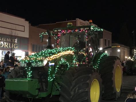 Downtown Twin Falls, Idaho Christmas Lights Parade. #buylocal #idaho # ...