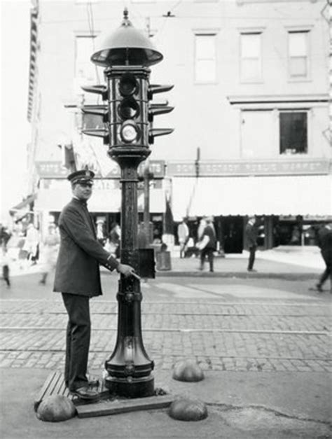 African American Who Invented The Traffic Light | Shelly Lighting