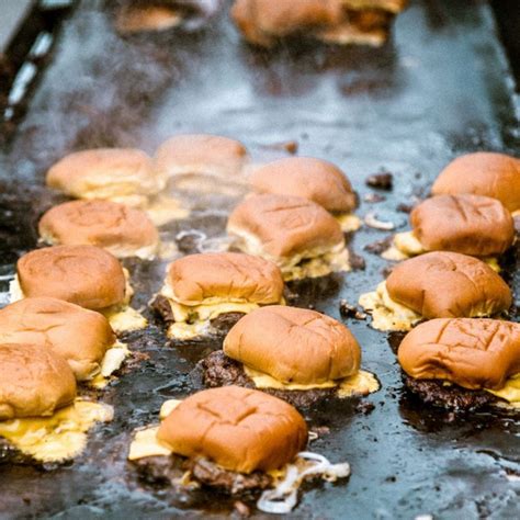 Here's where you can get UNLIMITED burgers in Toronto in October | Dished