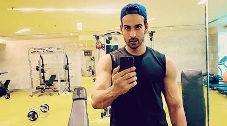 Arhaan Khan Height, Weight, Age, Girlfriend, Family, Facts, Biography