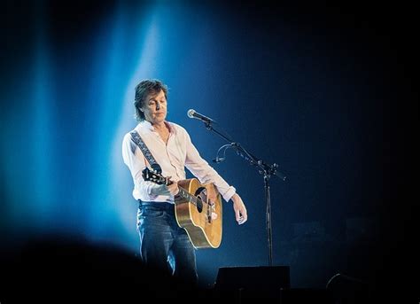 Diferencia entre William Campbell y Paul McCartney - Diferencias.info