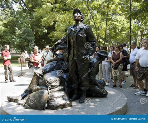 Vietnam Women s Memorial editorial image. Image of bronze - 19619560