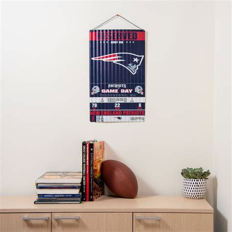 New England Patriots Corrugated Metal Wall Sign FOCO