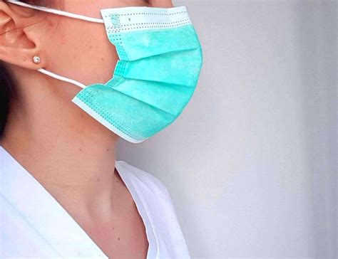 Coronavirus: Everyone should wear masks in COVID-19 crisis, say University of Cambridge researchers