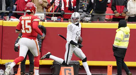 Raiders’ Jack Jones Explained Why He Seemed to Pull TD Ball Away From Chiefs Fan