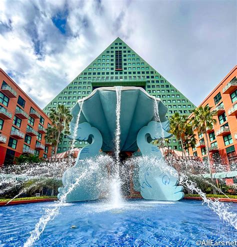 Swan vs. Dolphin Hotel In Disney World - AllEars.Net