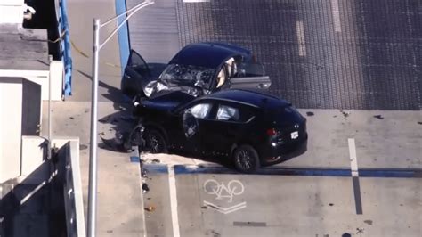 Police arrest 1 driver after crash causes hours-long closure on 79th Street bridge; 1 killed, 3 ...