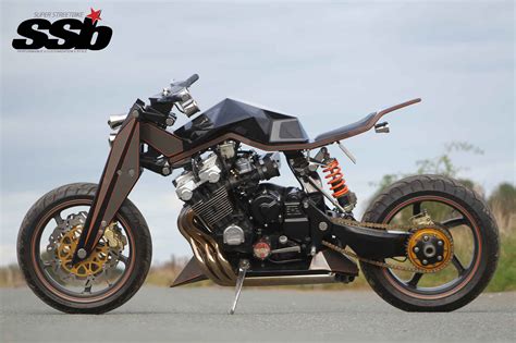 1983 Honda CBX1000 Becomes Jaw-Dropping Fighter - autoevolution