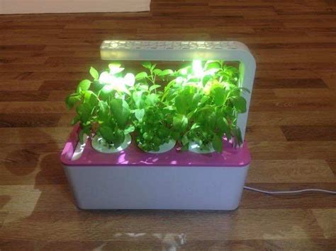 Grow Your Herbs On Your Kitchen Counter With Smart Herb Gard