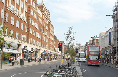 CycleAndWalkHackney: Place is as important as movement: a tale of two high streets