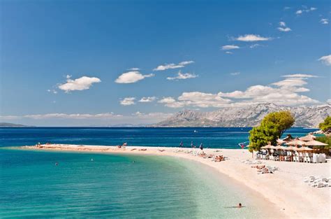 Beach weather in Makarska Beach, Makarska, Croatia in August