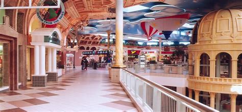 Lakeline mall 2000s in 2023 | Visual, 2000s, Mall