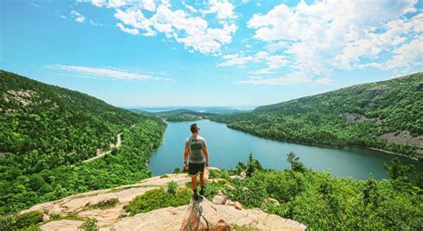 The Ideal Day Trip to Acadia National Park :: Nature, Adventure & Lobster!