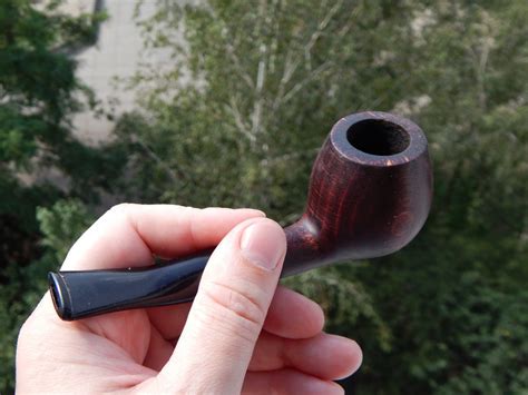 Antique Tobacco Pipes Identification & Value (Expert Guide)