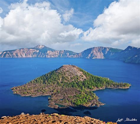 Wizard Island and Crater Lake Photograph by Jeff Goulden - Pixels