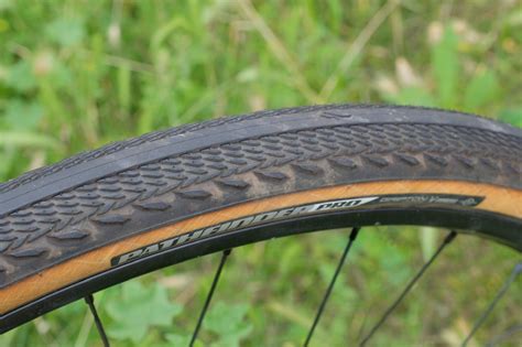 Buyer's Guide: Fast Gravel Tires - Road Bike Action