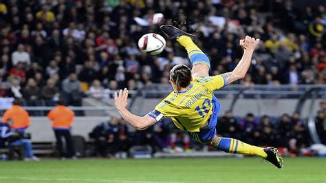 Zlatan Ibrahimovic Craziest Goals And Skills - YouTube