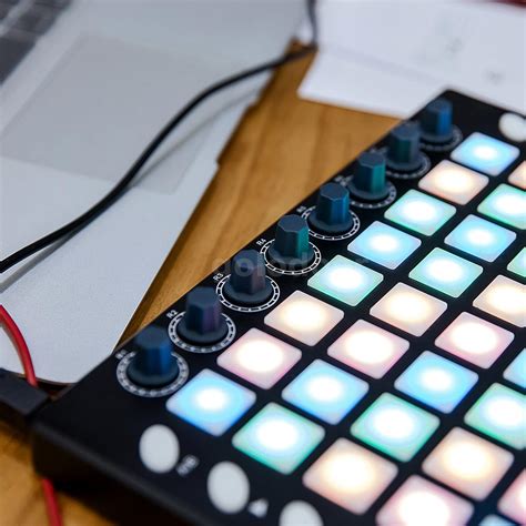 MIDI Drum Pad Controller 48 RGB Backlit Pads 8 Knobs 16 Buttons 8 ...