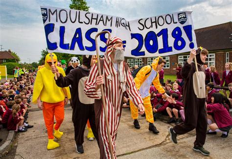 28 brilliant photos from Moulsham High School Sixth Form's fancy dress ...