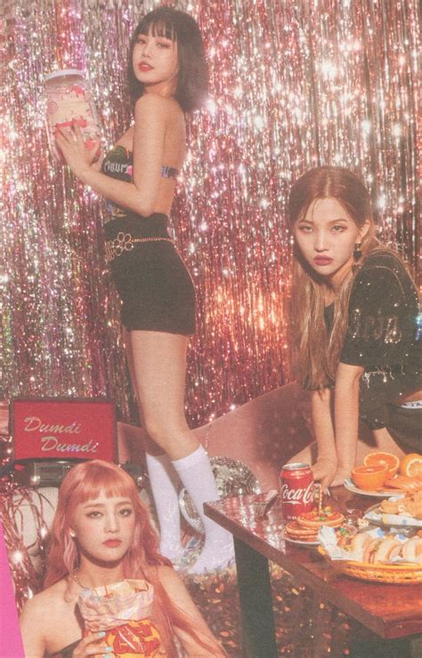 (SCAN) (G)I-DLE "DUMDi DUMDi" Album (Night Ver.) #여자아이들 #G_I_DLE #GIDLE #민니 #Minnie #수진 #Soojin ...