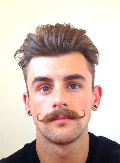 40 Best Handlebar Mustache Styles (2022 Trends) – Beard Style