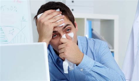 4 Tips for Dealing with a Dust Allergy | TipsfromTia.com