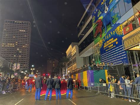 Krewe of Orpheus Parade Features "Krewe of Tesla" - CleanTechnica