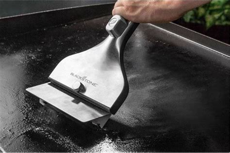 GRIDDLE SCRAPER S/S HANDLE - Goodwood Hardware