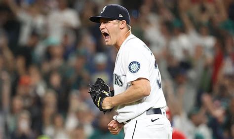 Where did Mariners' lockdown bullpen come from? Paul Sewald sheds light